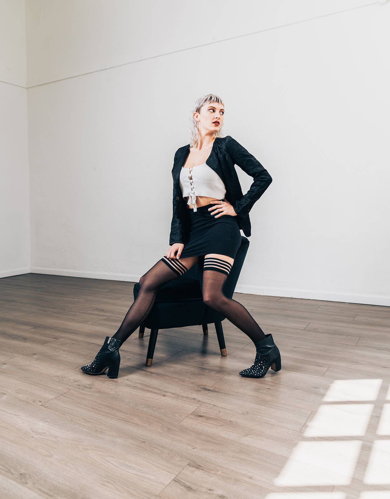 Lois Sheer Black Back-Seam Thigh-Highs Stockings